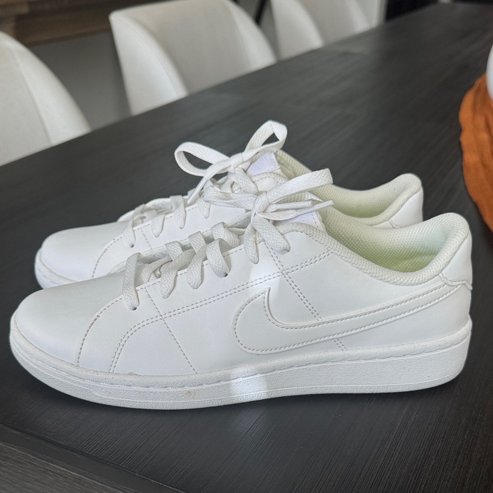 Nike women’s white court legacy next nature